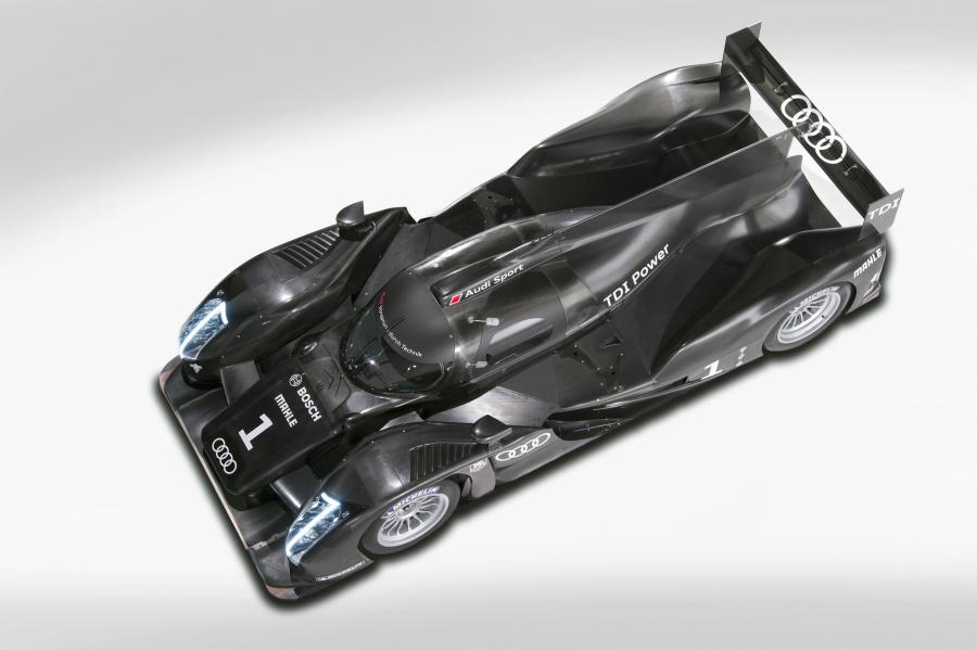  Audi R18 TDI 2011 года  (фото 70 из 77)